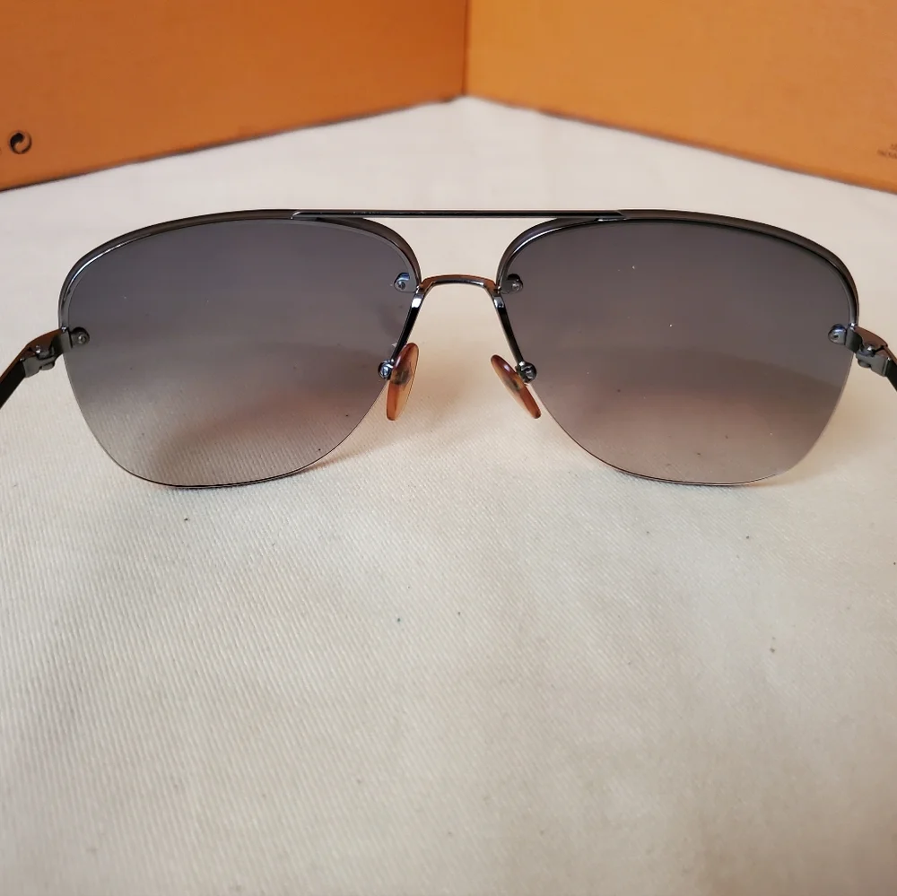 Louis Vuitton Damier Sunglasses - Picture 5 of 10